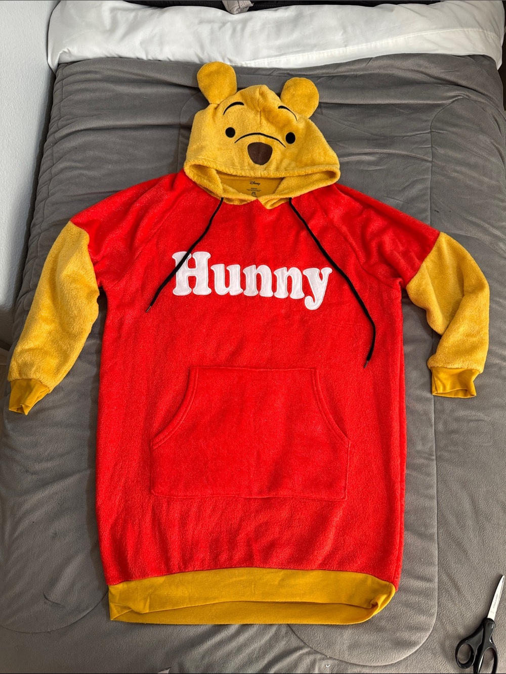 Disney Winnie the Pooh 'Hunny' cozy warm Halloween Hoodie Sz M 8-10